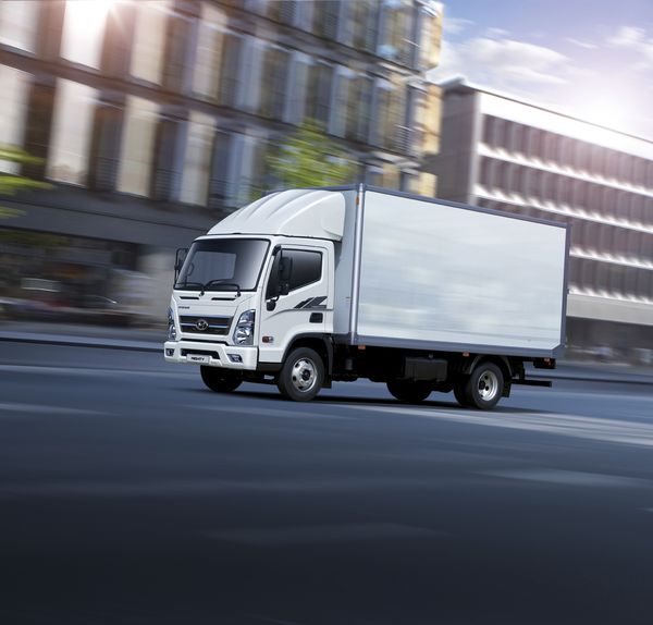 Промтоварный фургон Hyundai Mighty EX9